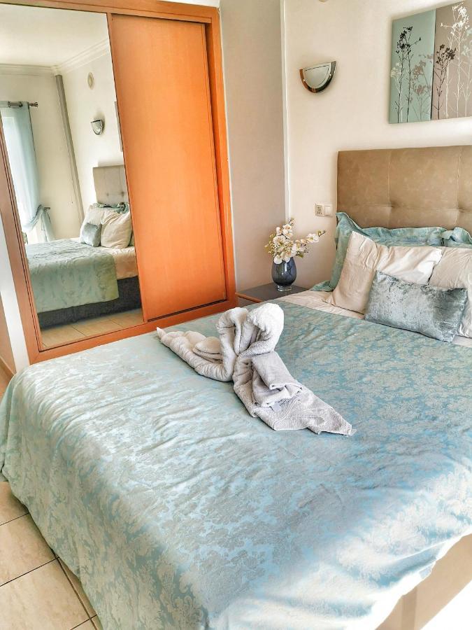 Апартаменты Penthouse With Sea View & Private Terrace Гия Экстерьер фото