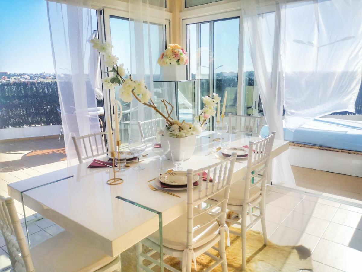 Апартаменты Penthouse With Sea View & Private Terrace Гия Экстерьер фото