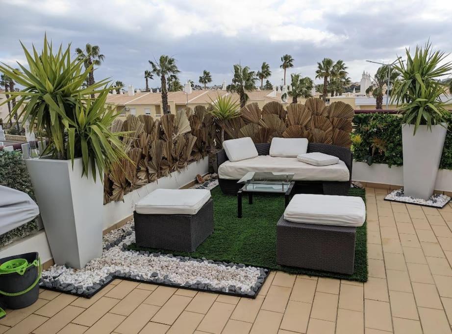 Апартаменты Penthouse With Sea View & Private Terrace Гия Экстерьер фото